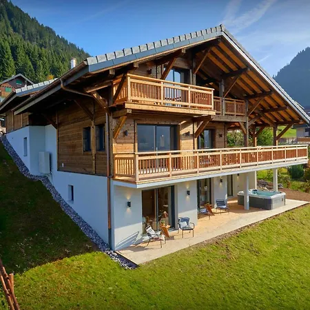La Cachette - Ovo Network Chalet